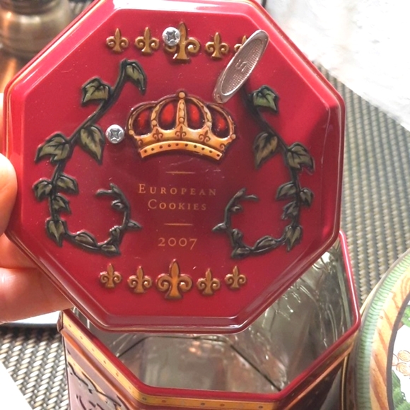 3 XMAS TINS - Picture 3 of 5